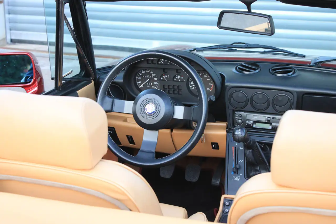 Alfa Romeo Spider 2.0 Serie IV. Pininfarina, foto 4