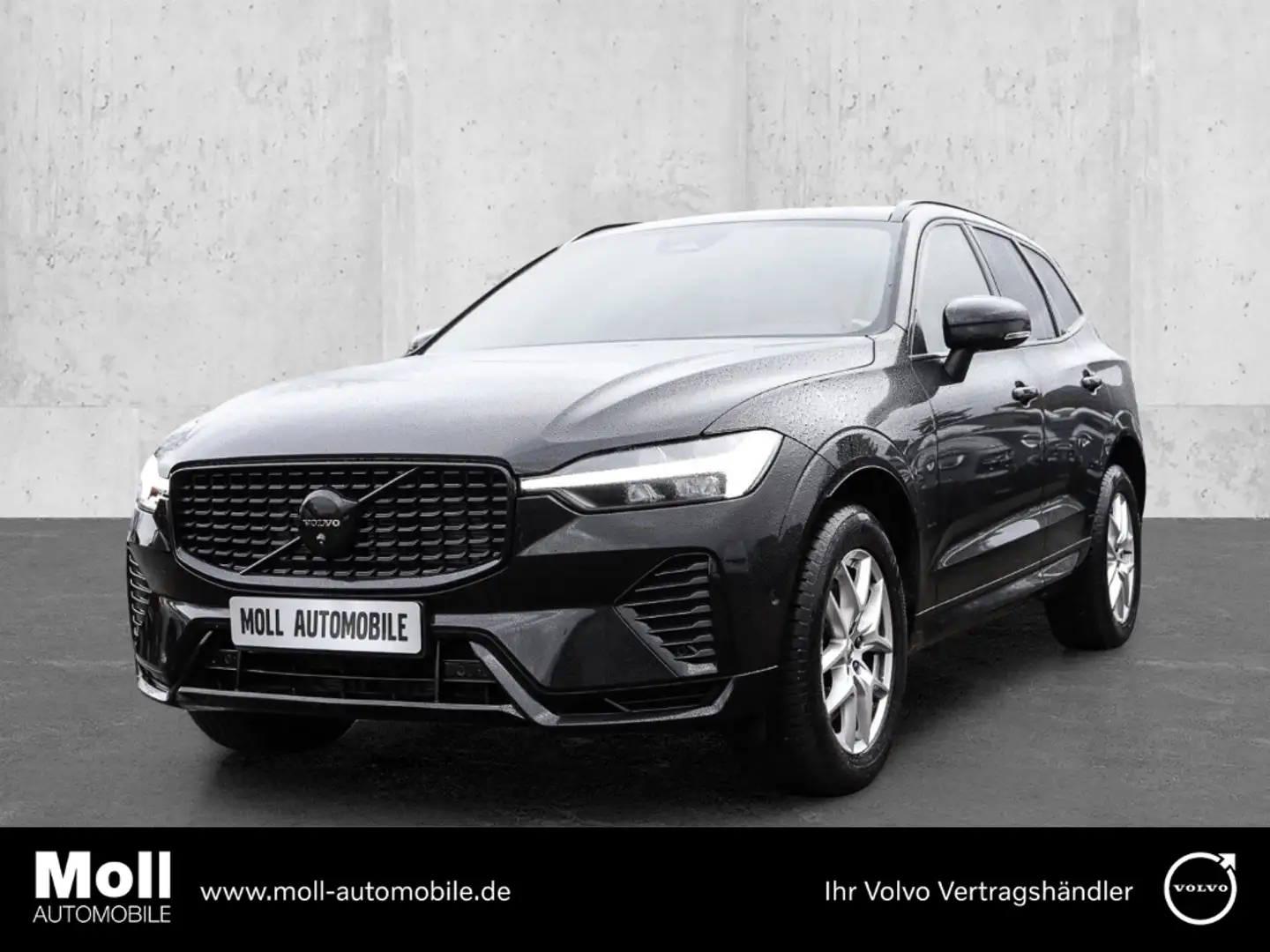 Volvo XC60 Plus Black Edition AWD B5 Benzin EU6d Leder digita Schwarz - 1