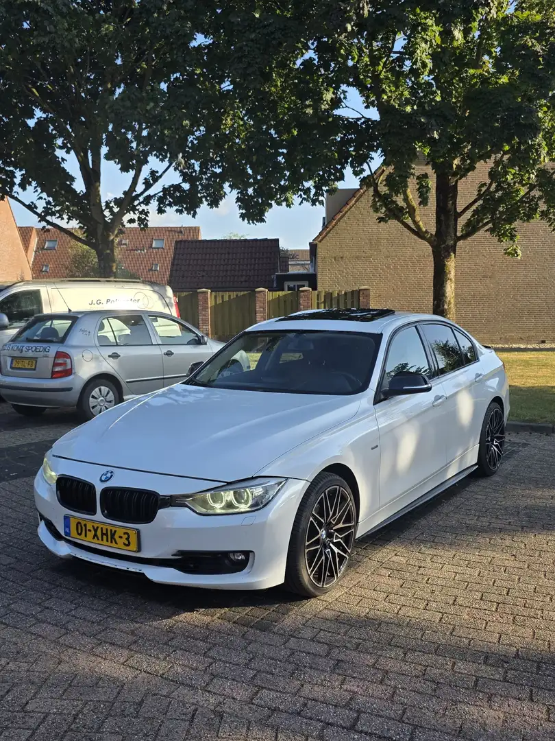 BMW 328 BMW 3-serie M-Paket 2.0 |  320Pk🐴 | Automaat - 1