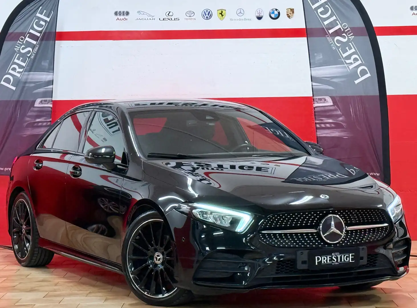 Mercedes-Benz A 200 d Premium-AMG Night edition auto Nero - 1