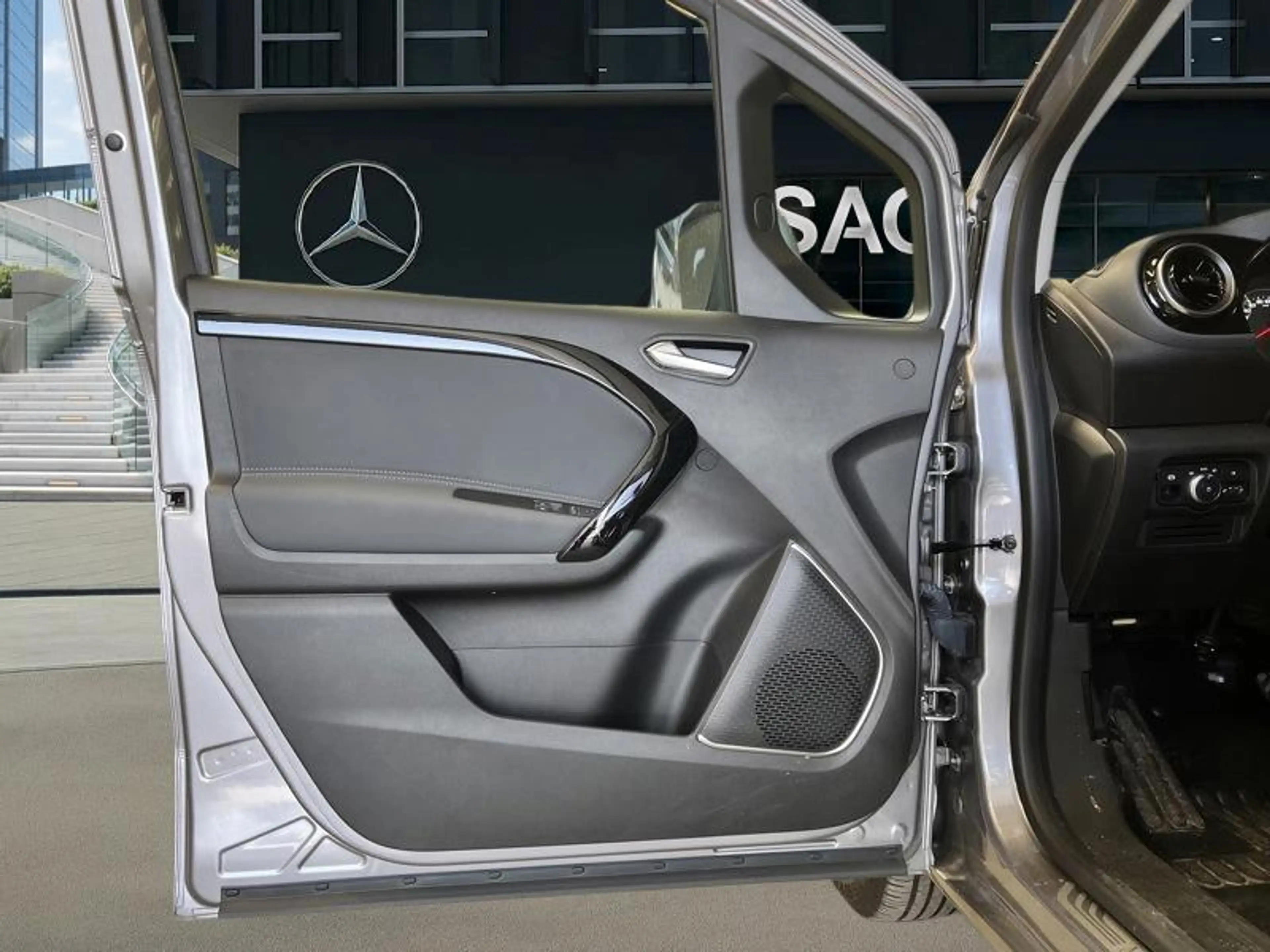 Mercedes-Benz T-Class Classe 180 — photo 5