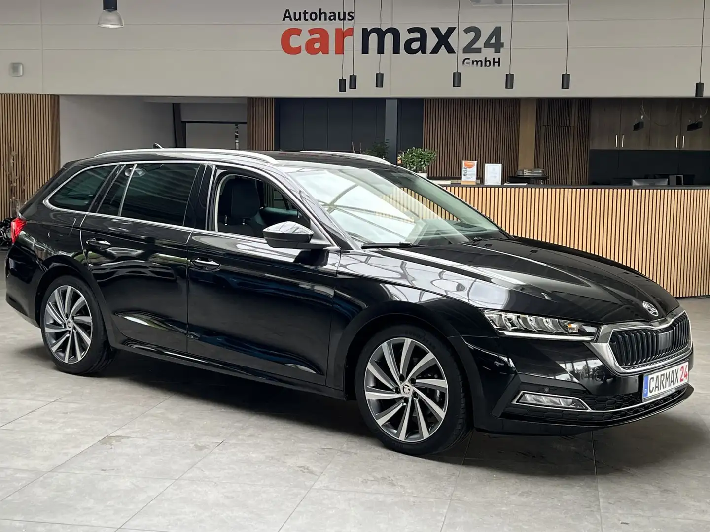 Skoda Octavia Style Sunset Sport Navi LED "18 HeadUp Nero - 1