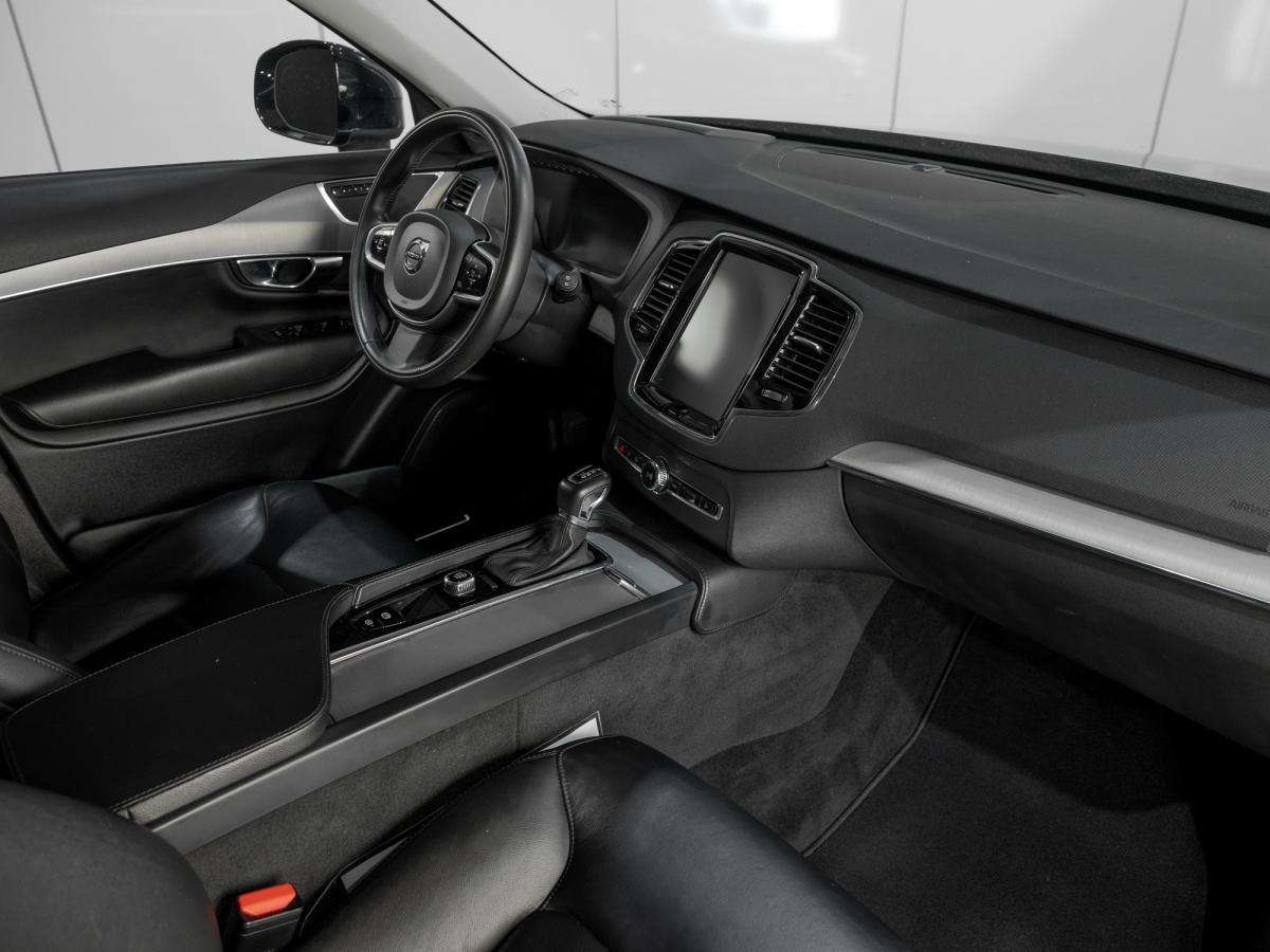 2022 Volvo XC90 T6 + MOMENTUM + AWD + NAVIGATION + TOIT PANORAMIQU thumb 44