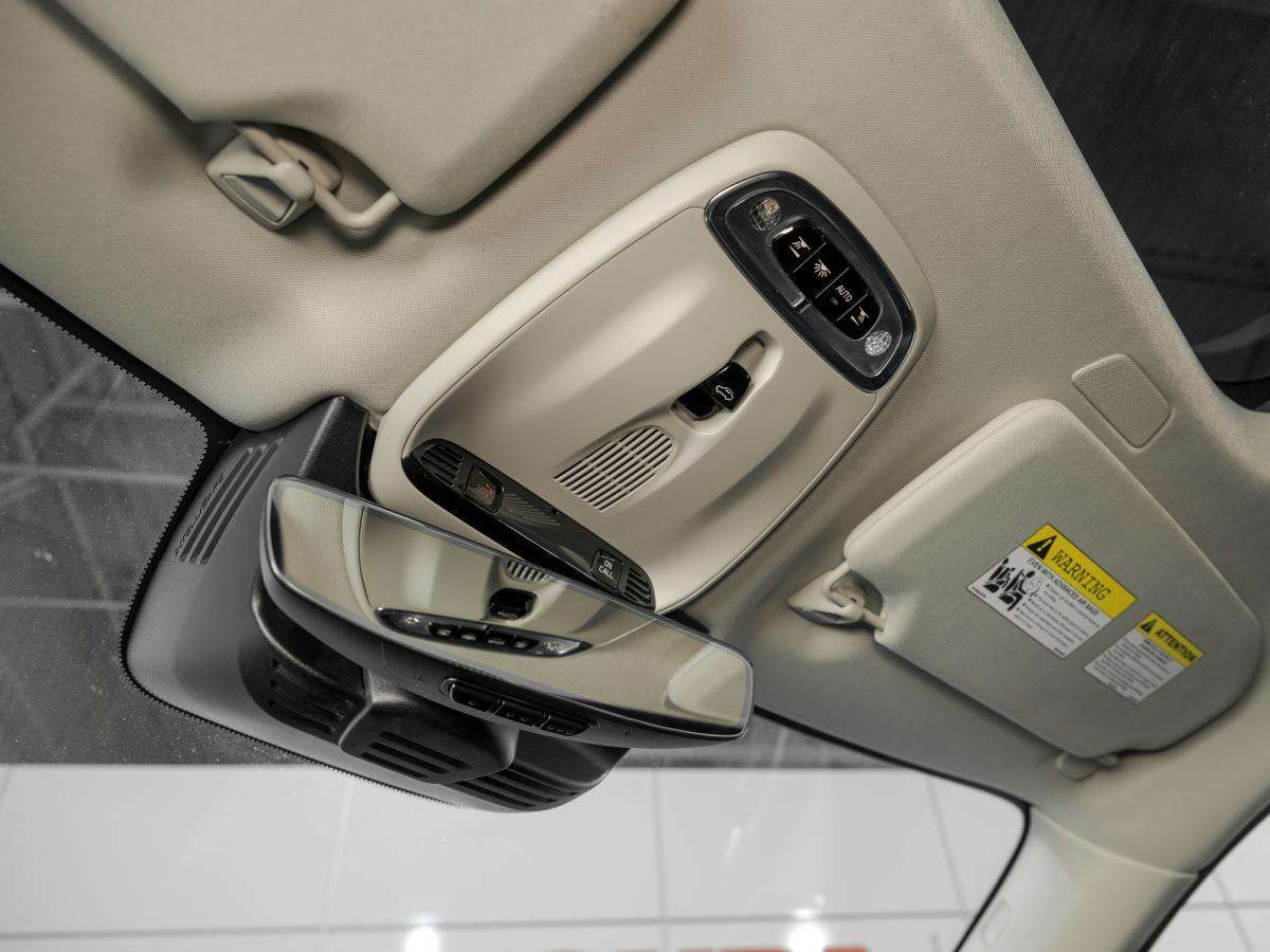 2022 Volvo XC90 T6 + MOMENTUM + AWD + NAVIGATION + TOIT PANORAMIQU thumb 27