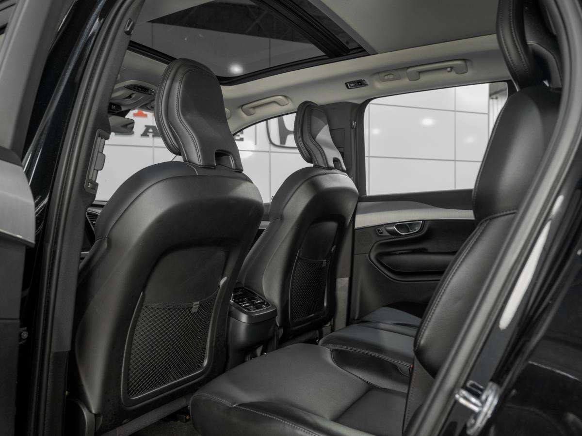 2022 Volvo XC90 T6 + MOMENTUM + AWD + NAVIGATION + TOIT PANORAMIQU thumb 40