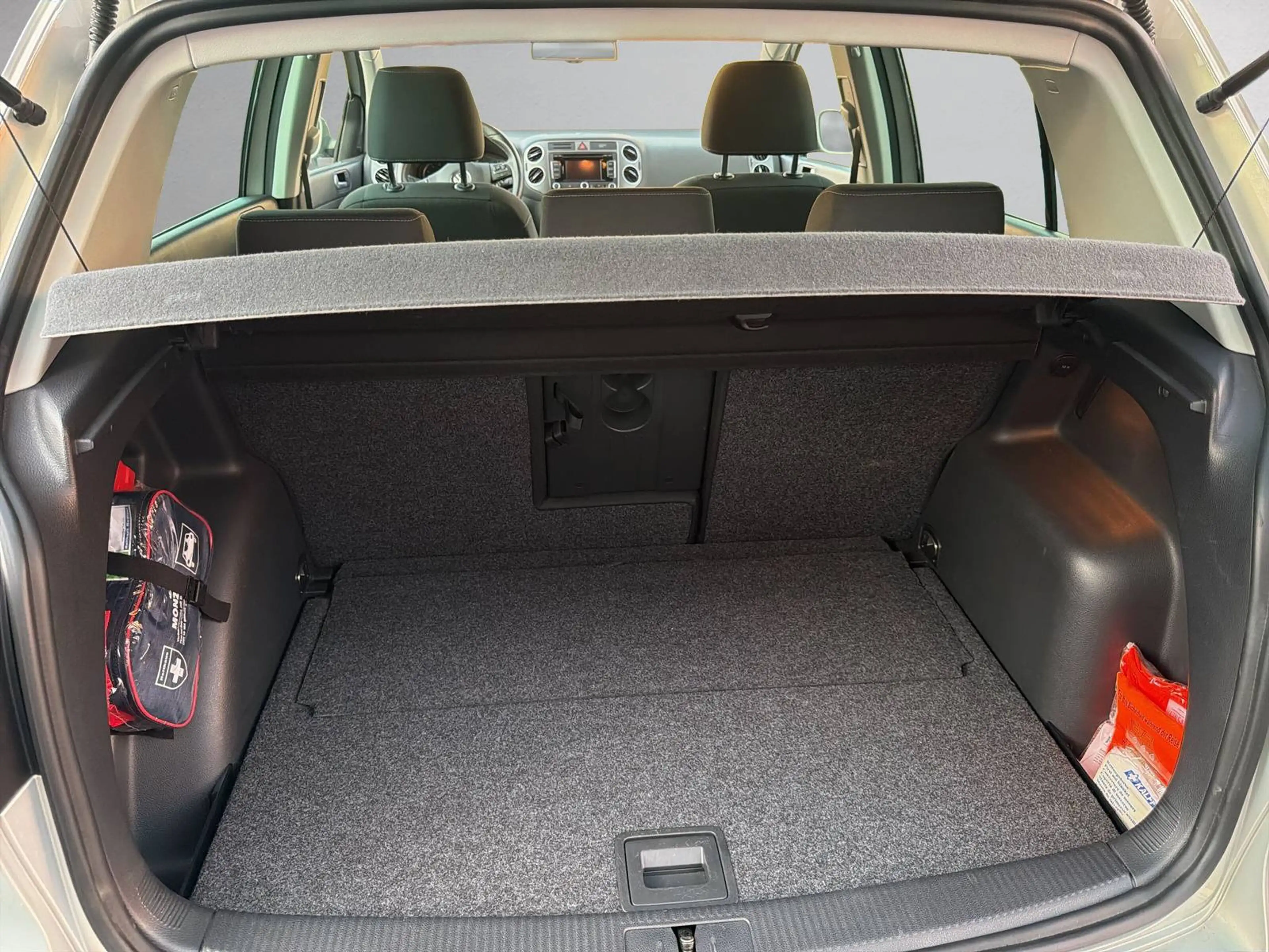 Volkswagen Golf Plus Life SHZ*TEMPOMAT*PDC*AUTOMATIK — photo 5
