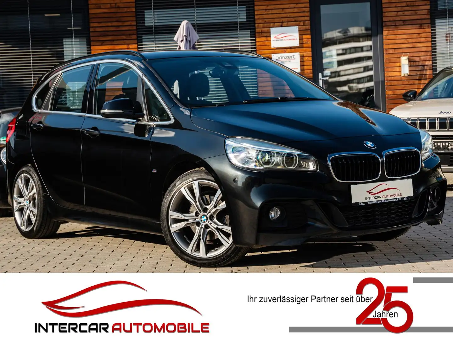 BMW 218 218d Active Tourer M-Sport |Alcantara|Chrom-Line Schwarz - 1