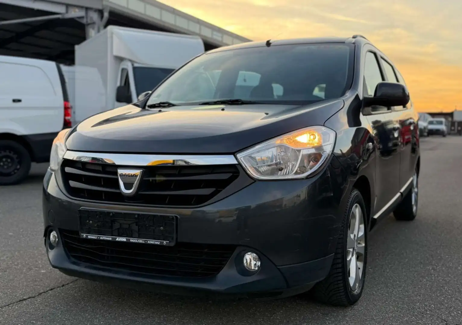 Dacia Lodgy Lodgy TCe 115 Laureate - 1