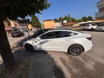 Long Range Dual Motor awd