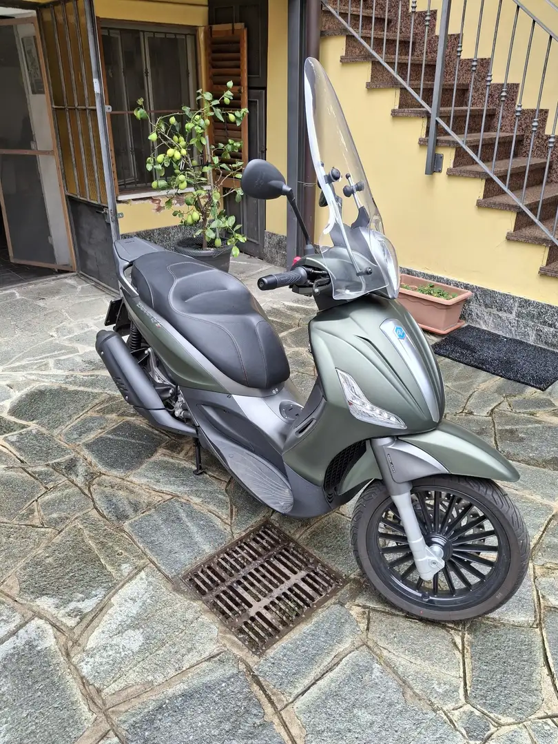 Piaggio Beverly 300 S abs Verde - 1