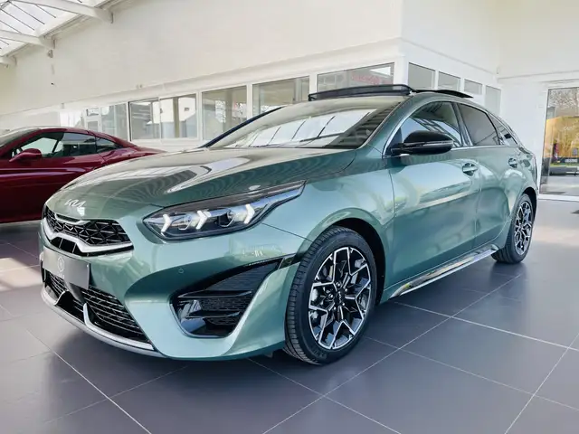 Kia ProCeed / pro_cee'd 1.5 T-GDi ** GARANTIE + GT-Line + TOIT PANO FULL**