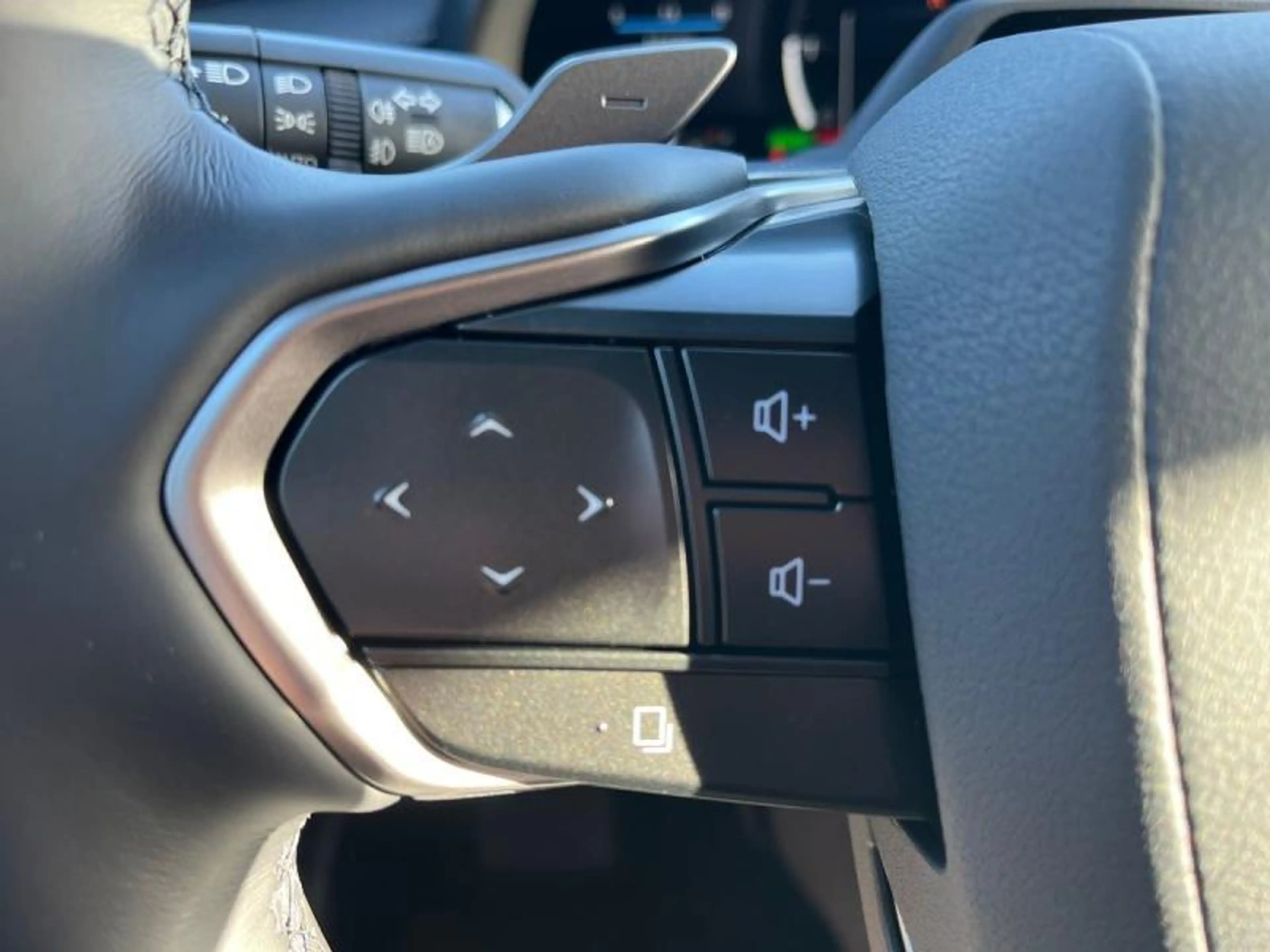 Lexus LBX Relax+360°cam+gps+sens V&A — photo 15