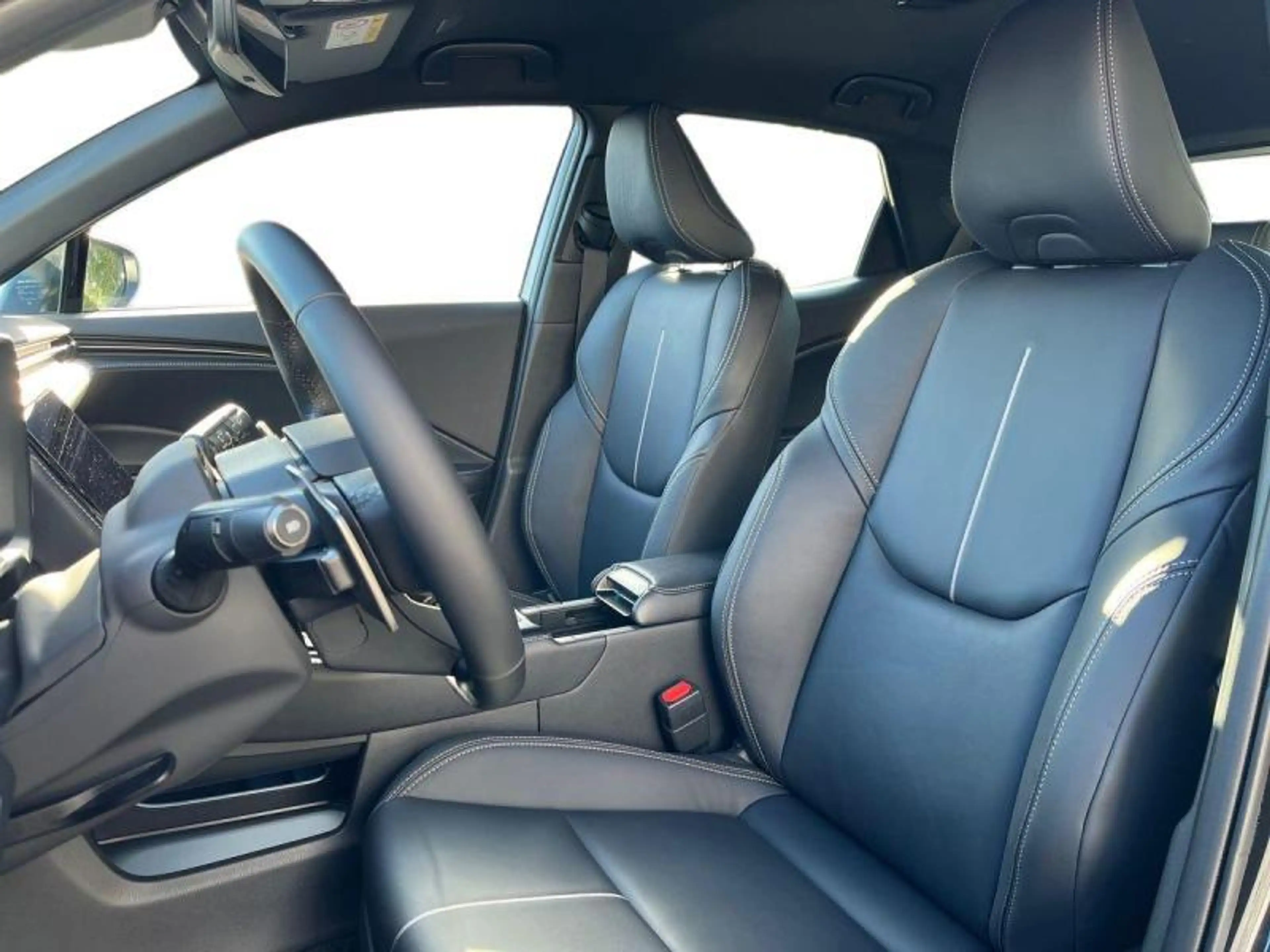 Lexus LBX Relax+360°cam+gps+sens V&A — photo 7