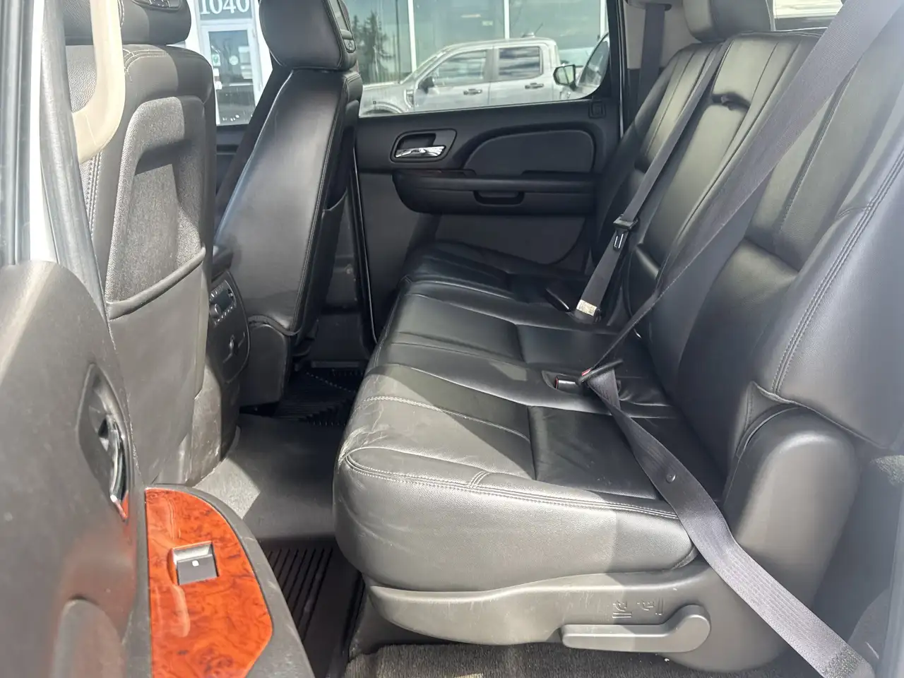 GMC Yukon снимка GMC Yukon