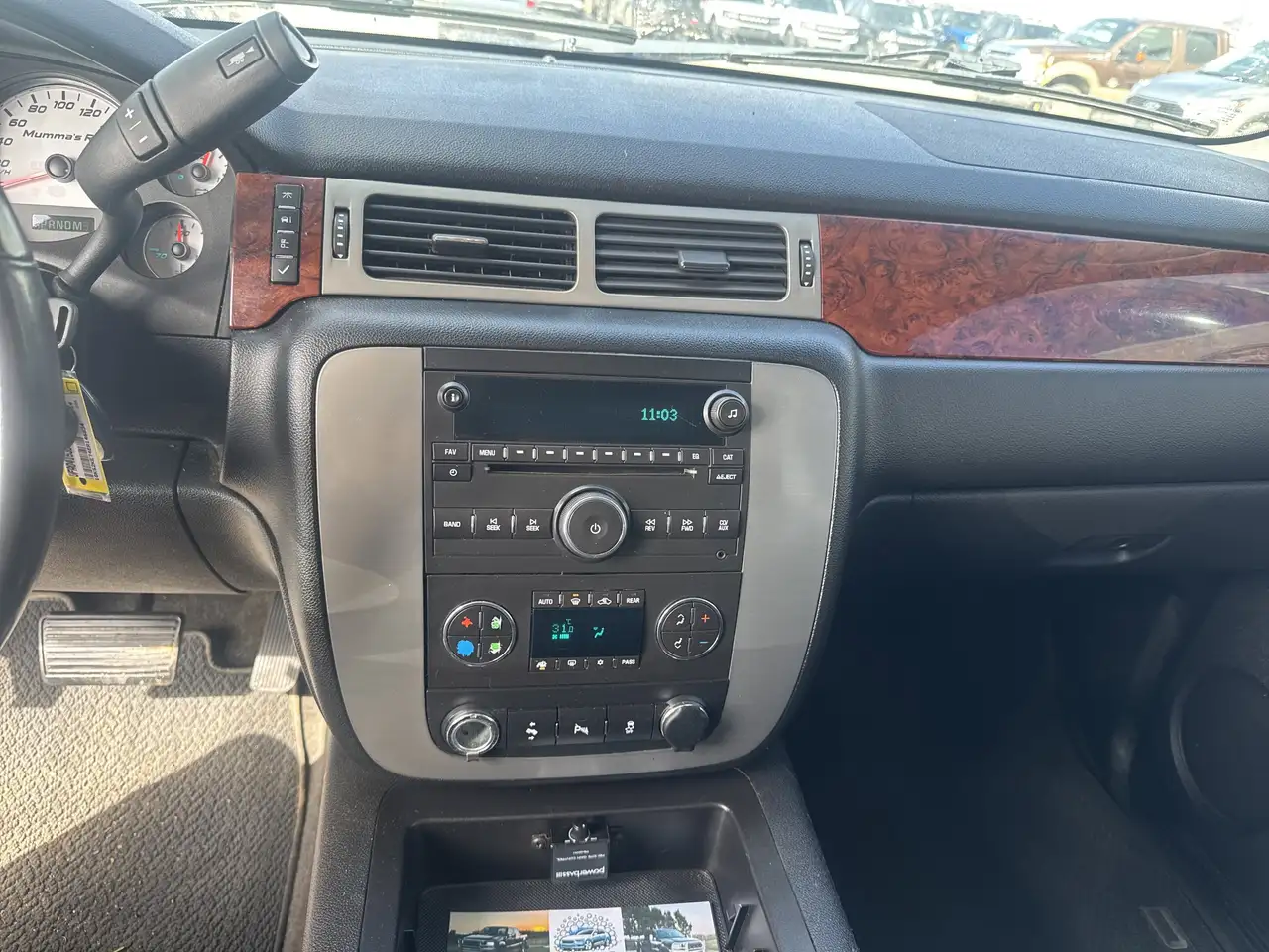 GMC Yukon снимка GMC Yukon