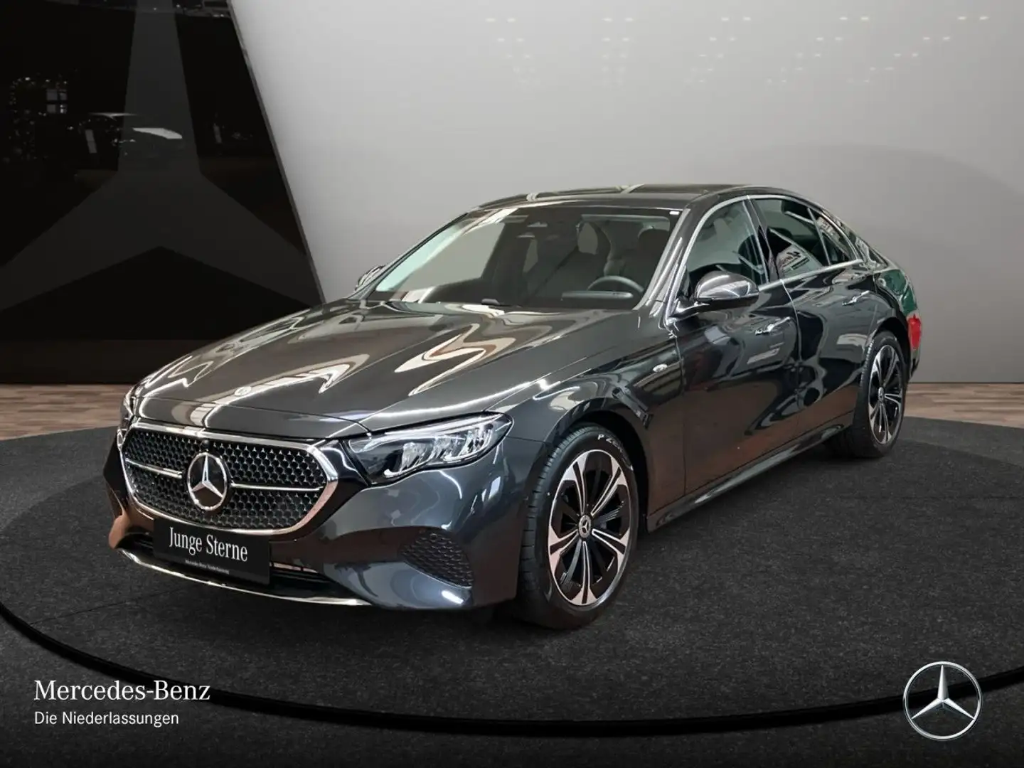 Mercedes-Benz E 300 e Avantgarde Distr. LED Kamera Spurhalt-Ass Grau - 2