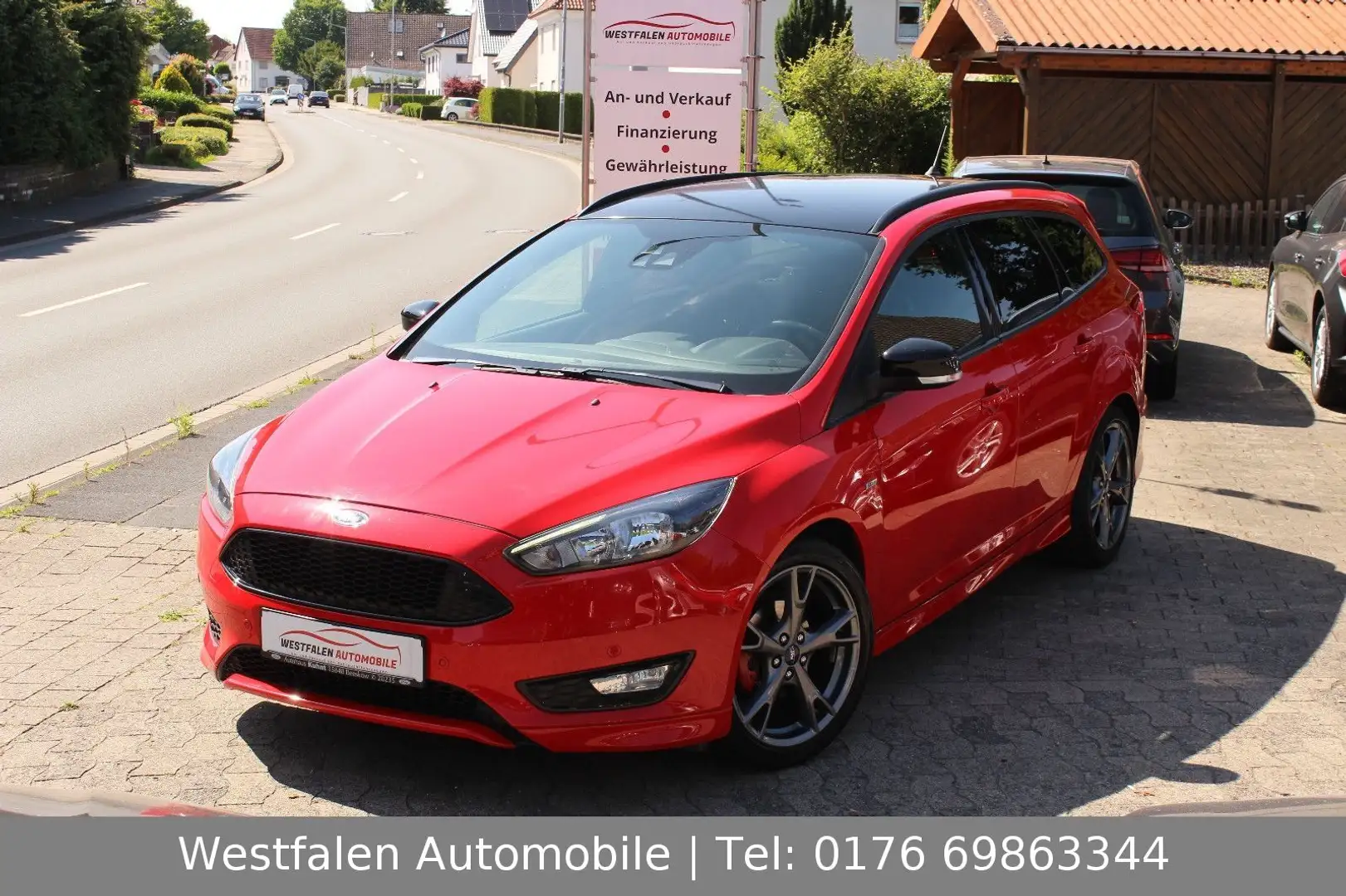 Ford Focus 1,0 EcoBoost 140PS ST-Line|ApCarPL|Shz|PDC Rot - 1