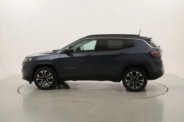 Jeep Compass view 2