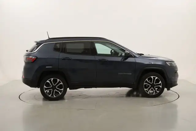 Jeep Compass view 6