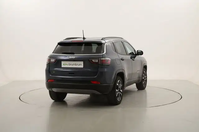 Jeep Compass view 5
