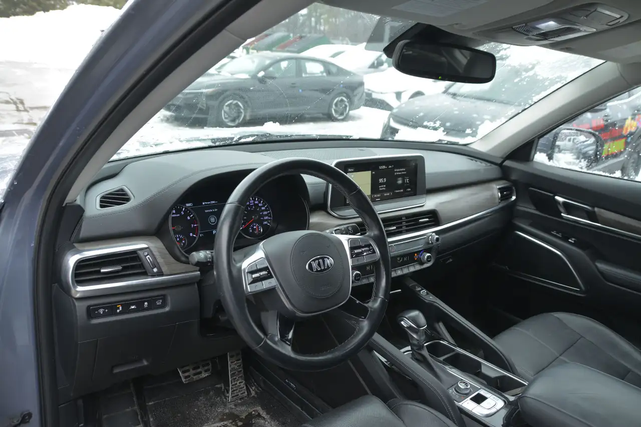 Kia Telluride снимка Kia Telluride