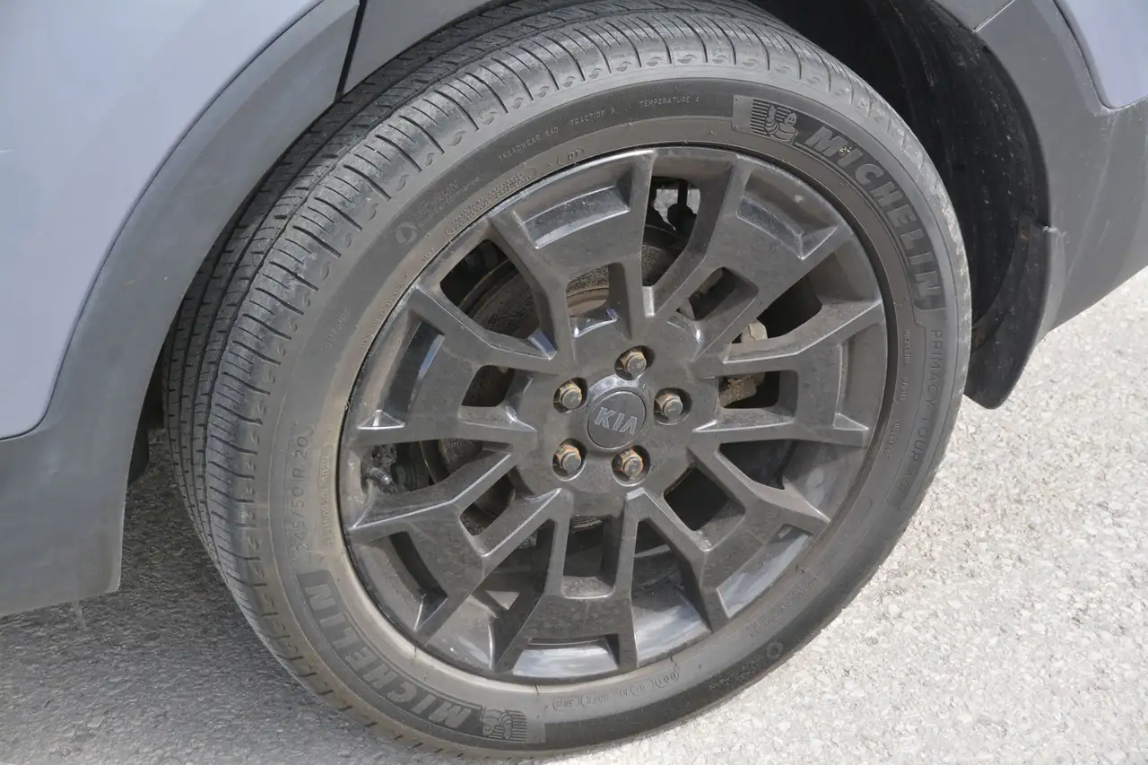 Kia Telluride снимка Kia Telluride