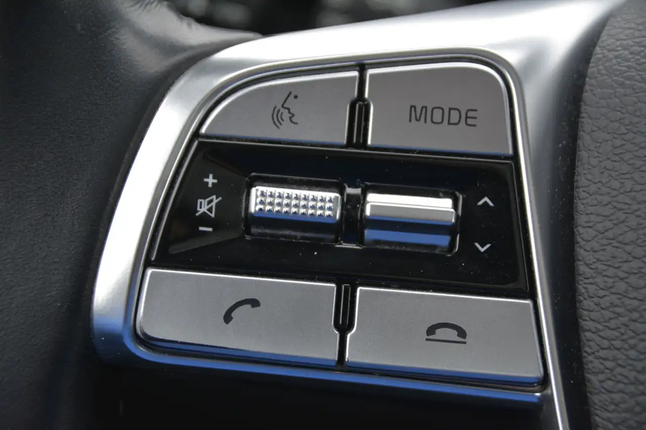 Kia Telluride снимка Kia Telluride