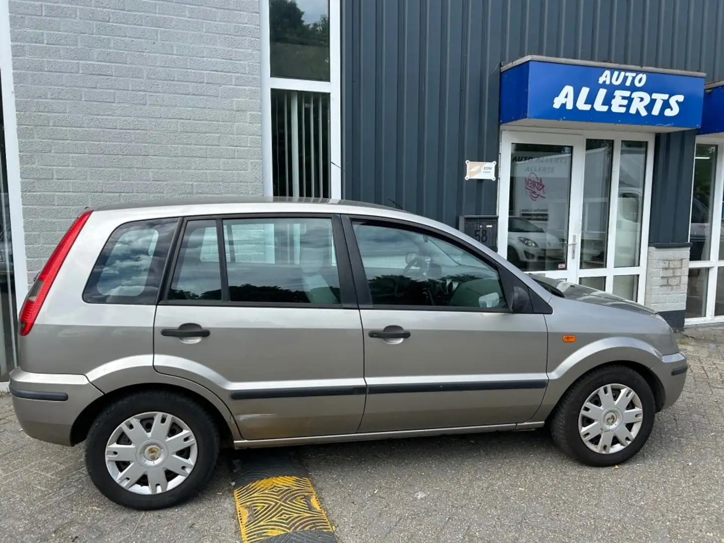 Ford Fusion 1.6-16V LUXURY Gris - 1