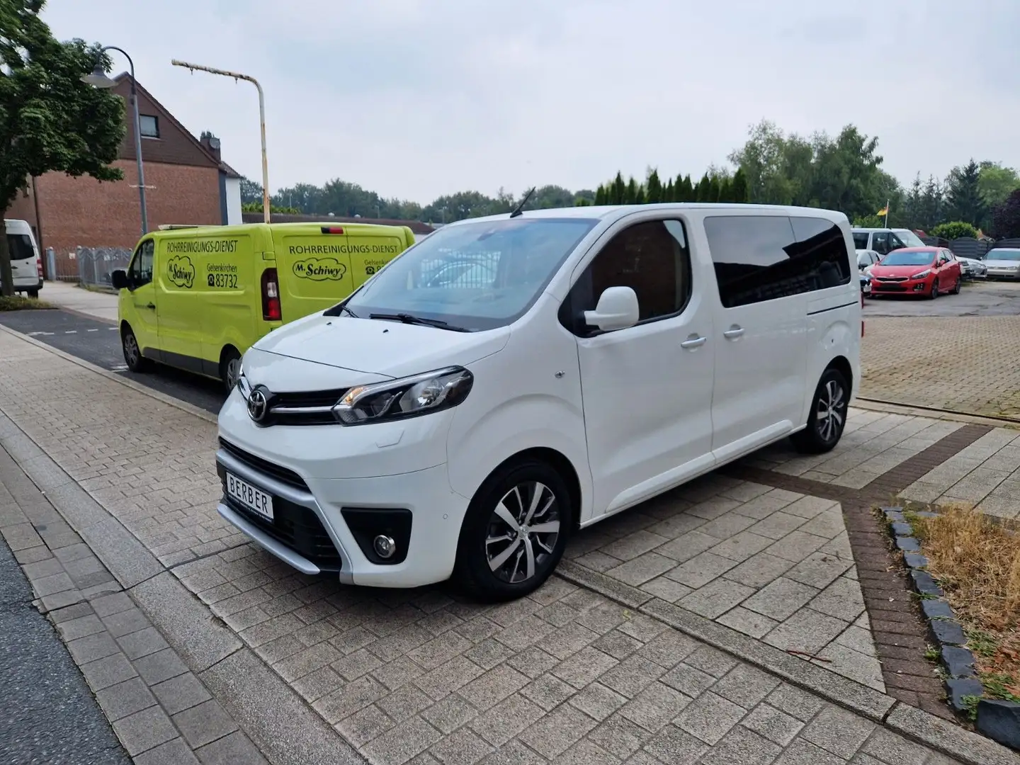 Toyota Proace Verso L1 Shuttle Comfort*1.HD*8-SITZER* Blanc - 1
