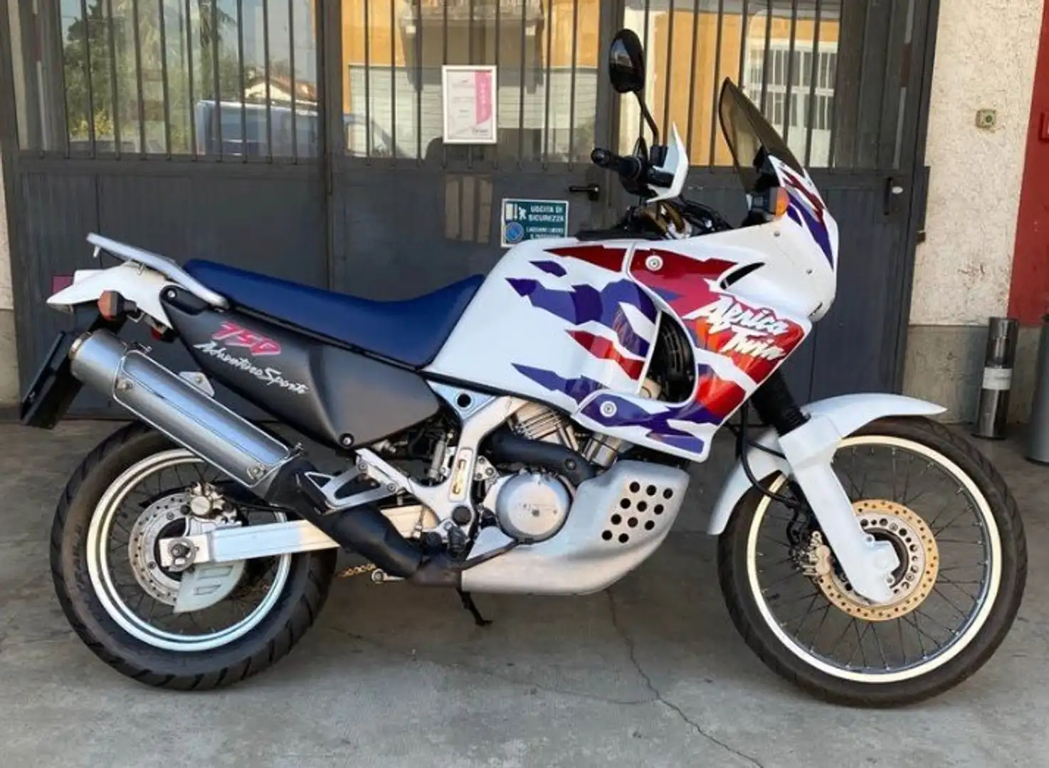 Honda XRV 750 rd 07 Blanc - 2