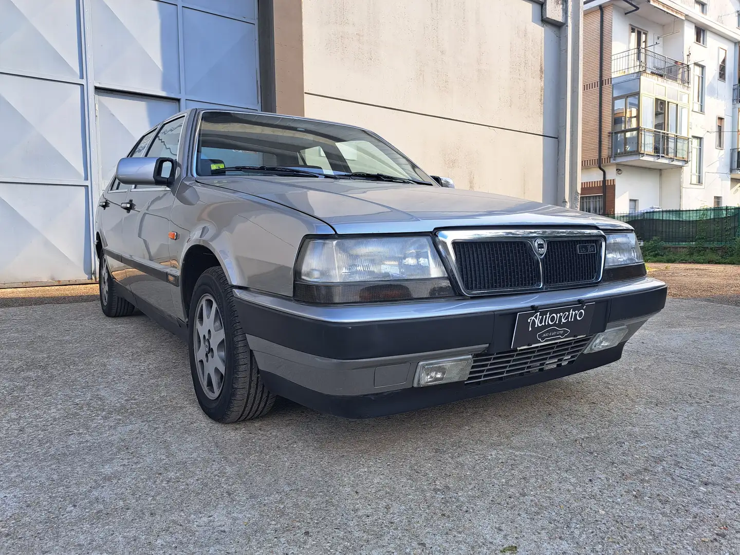 Lancia Thema 2.0 i.e. 16V ASI Gris - 1