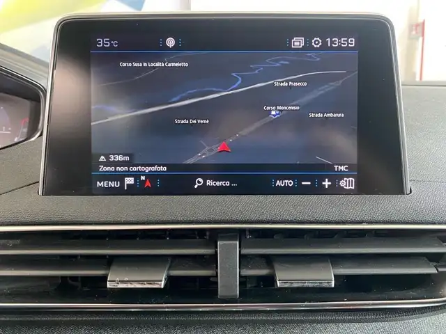 Peugeot 3008 view 10