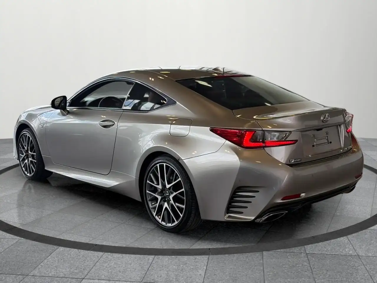 Lexus RC снимка Lexus RC