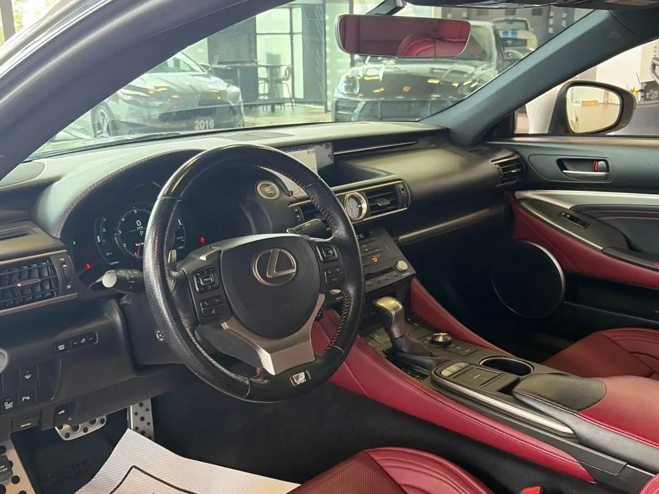 Lexus RC снимка Lexus RC