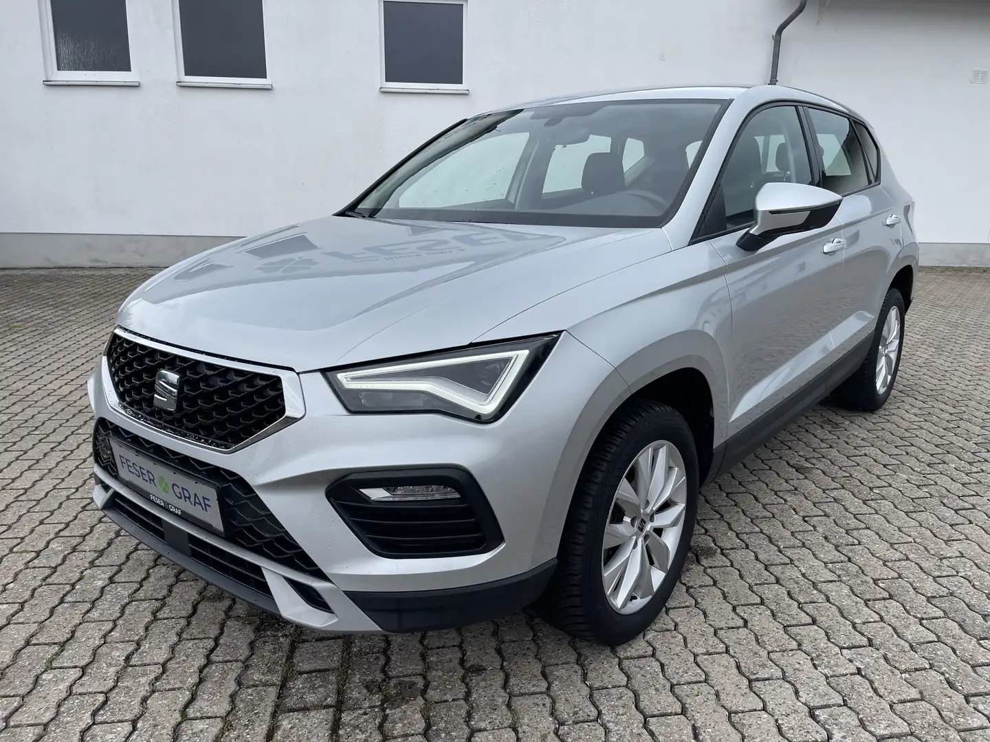 SEAT Ateca Style 1.5 TSI AHK LED NAVI SHZ+LHZ Silber - 2