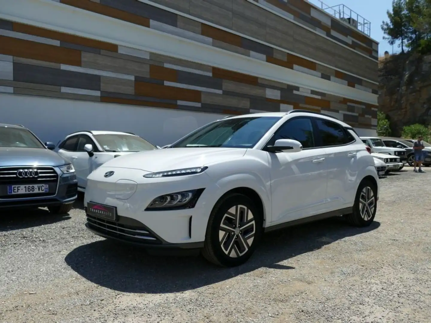 Hyundai KONA ELECTRIC 64 kWh 204 Ch CREATIVE Blanc - 1
