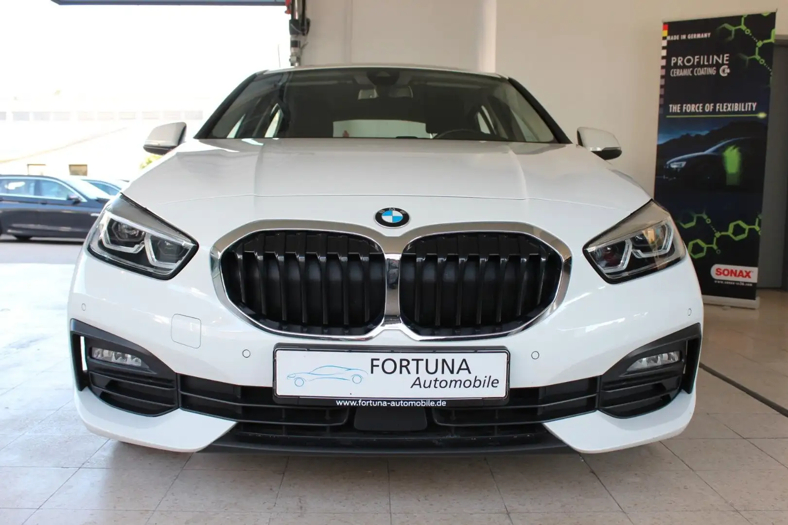 BMW 118 i Aut. Advantage Live Cockpit Prof. LED Blanc - 2