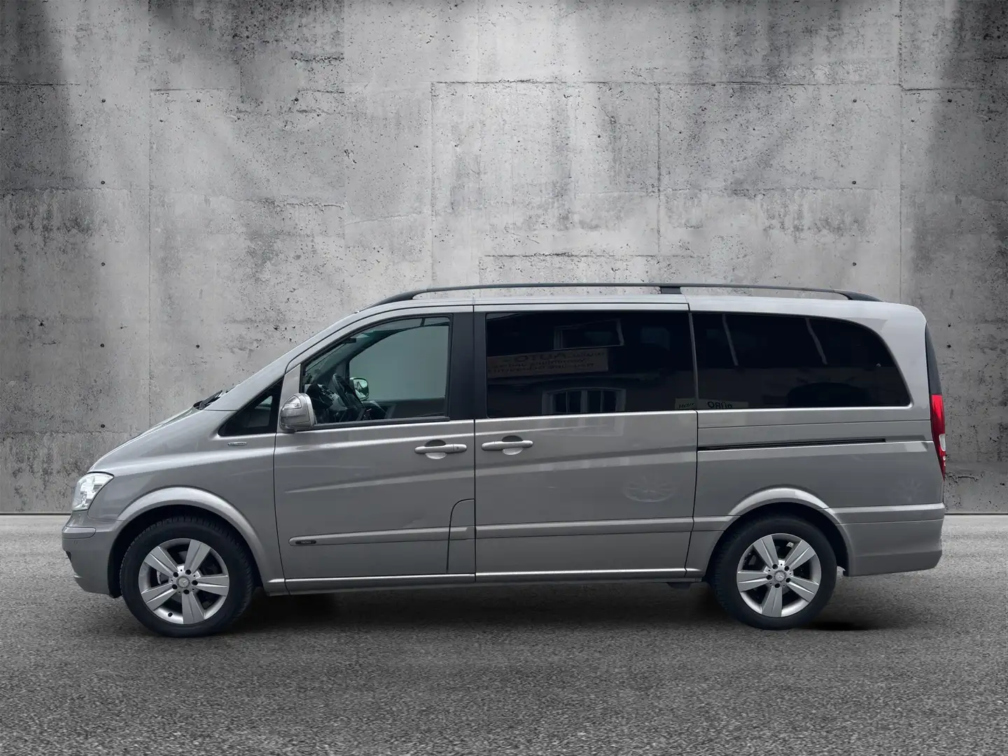 Mercedes-Benz Vaneo Viano Trend lang 2,2 CDI BlueEfficiency DPF Aut. Grau - 2