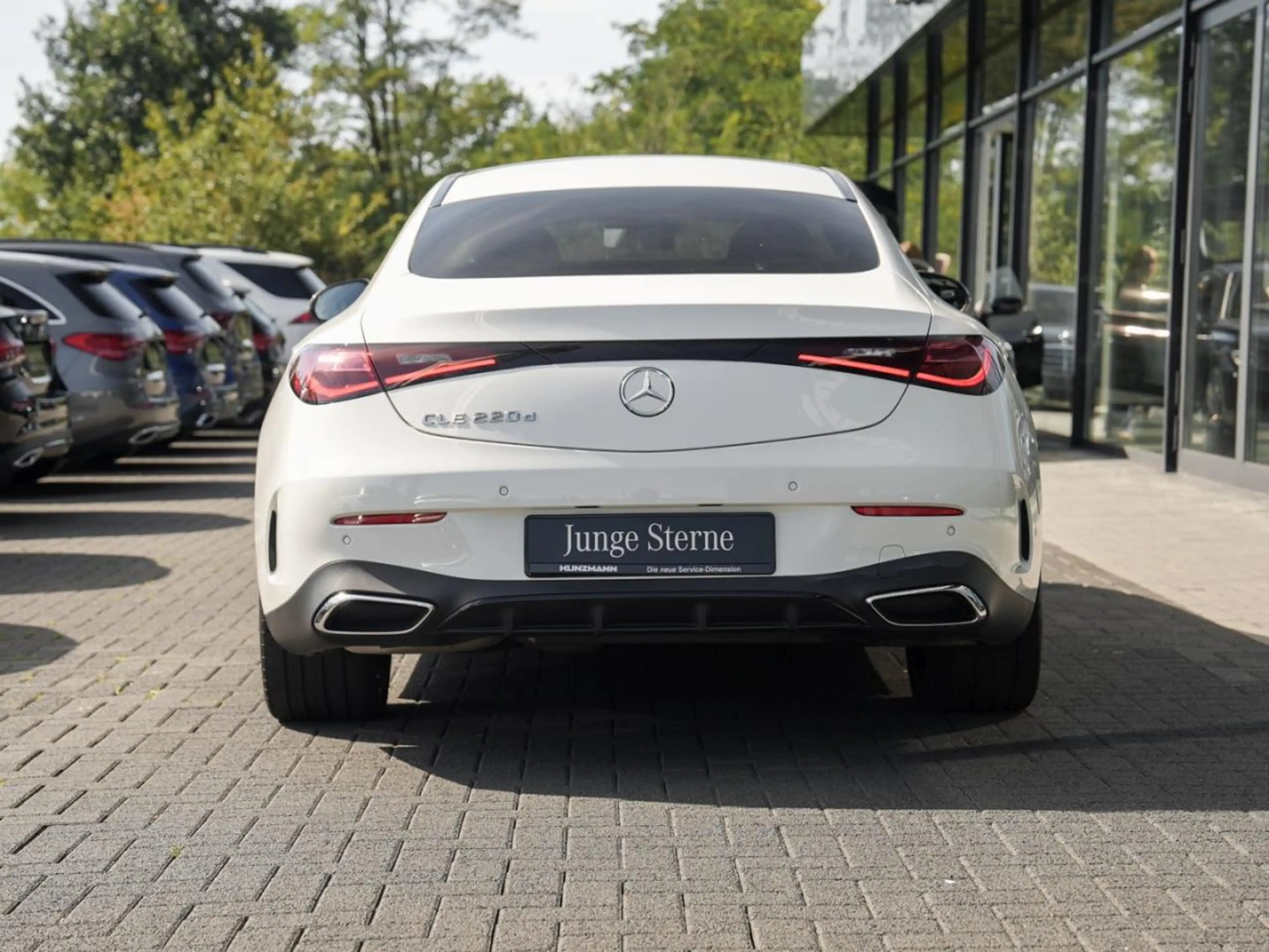 Mercedes-Benz CLE 220 d Coupé AMG Night Panorama Standhzg 360° — photo 4