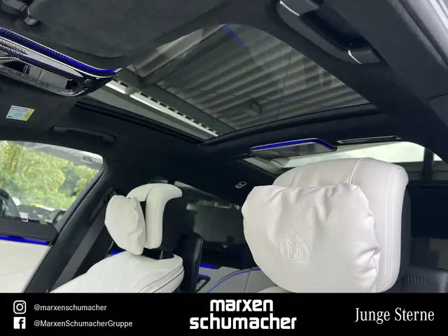 Mercedes-Benz S-Class view 11