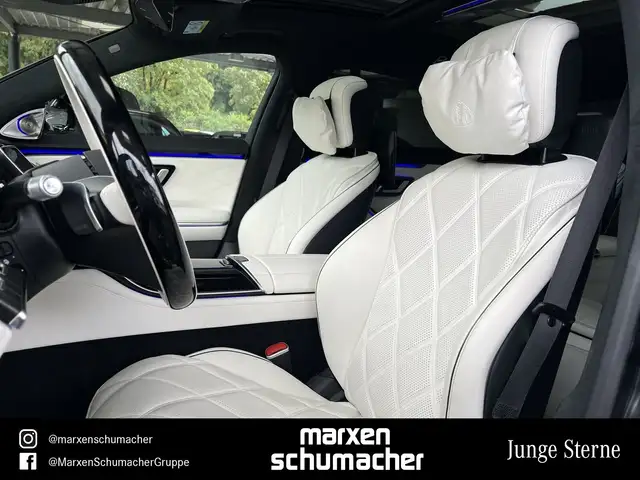 Mercedes-Benz S-Class view 10