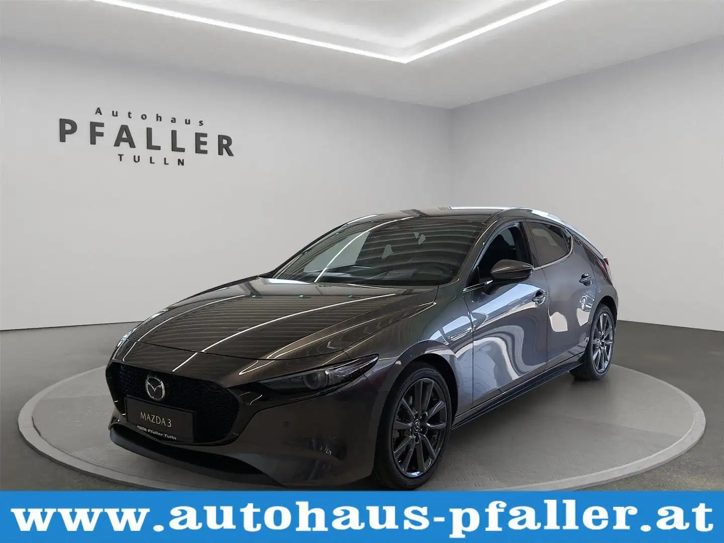 Mazda 3 e-Skyactiv-G140 Exclusive-Line AT Grau - 1