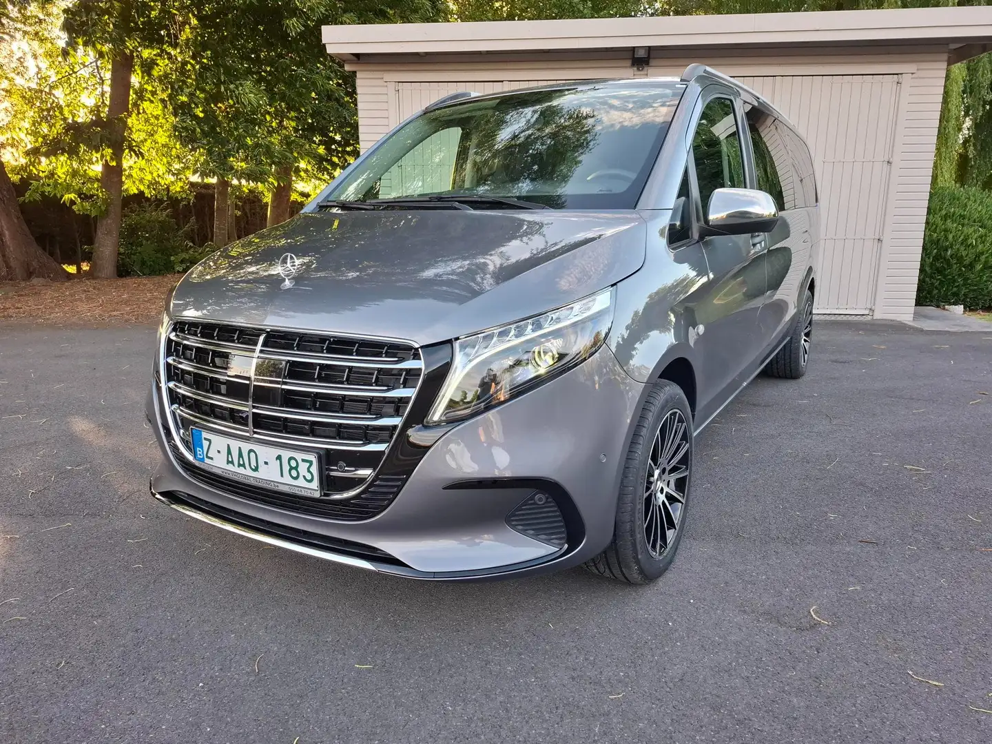 Mercedes-Benz Vito 116 L3 LOOK V-KLASSE MOD.2025,autom,Li.VRACHT. Gris - 2