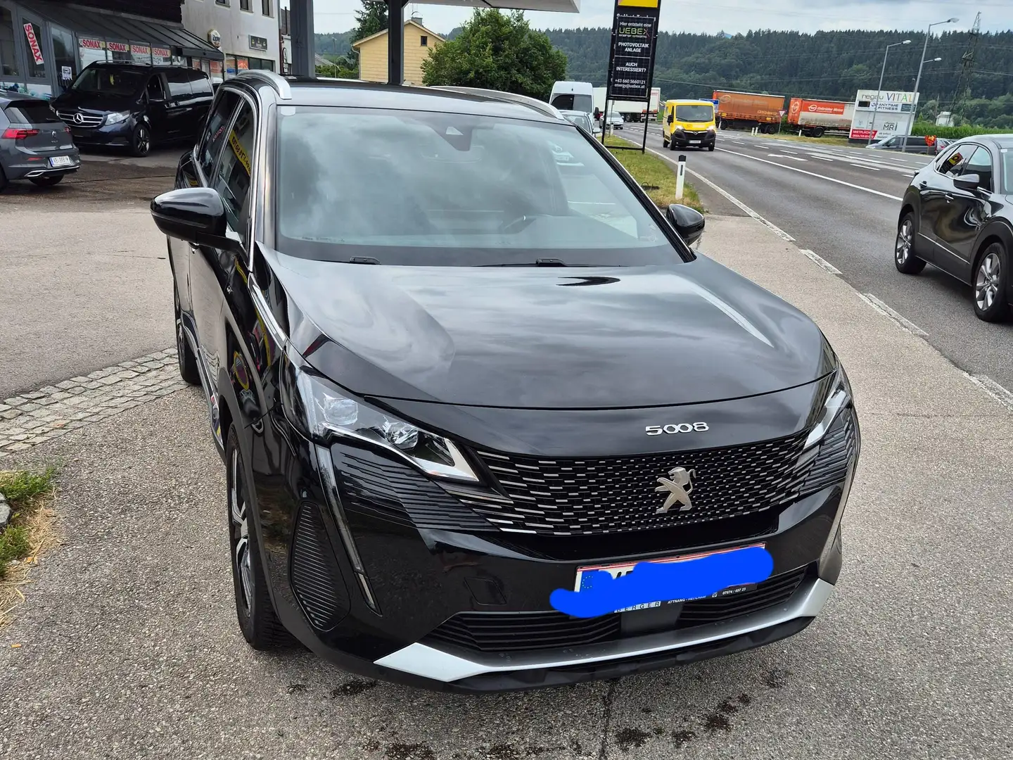 Peugeot 5008 5008 BlueHDI 130 EAT8 GT GT Schwarz - 1