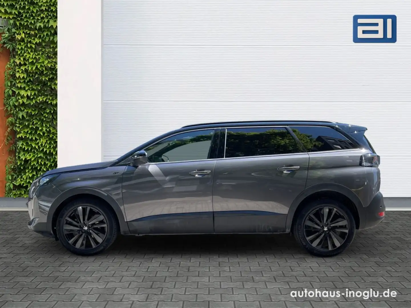 Peugeot 5008 GT*BlackPack*7Sitz*Kam*Navi*Shz*LED*el.Heck* Grijs - 2