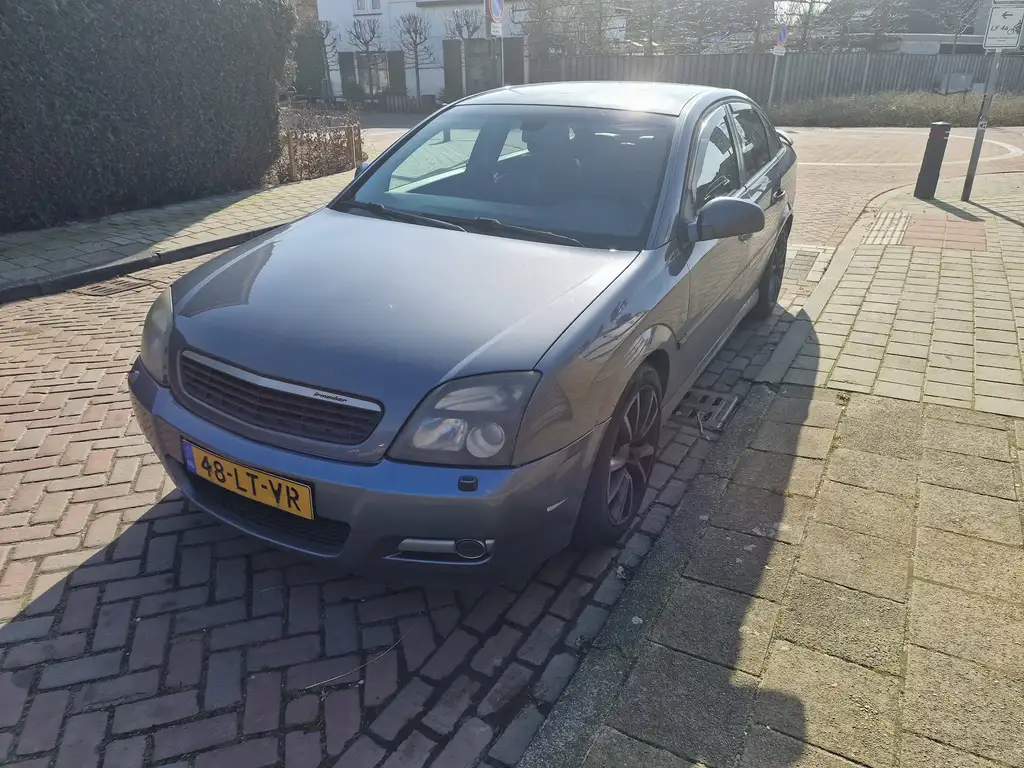 Opel Vectra 2003 из Европы — купить под ключ