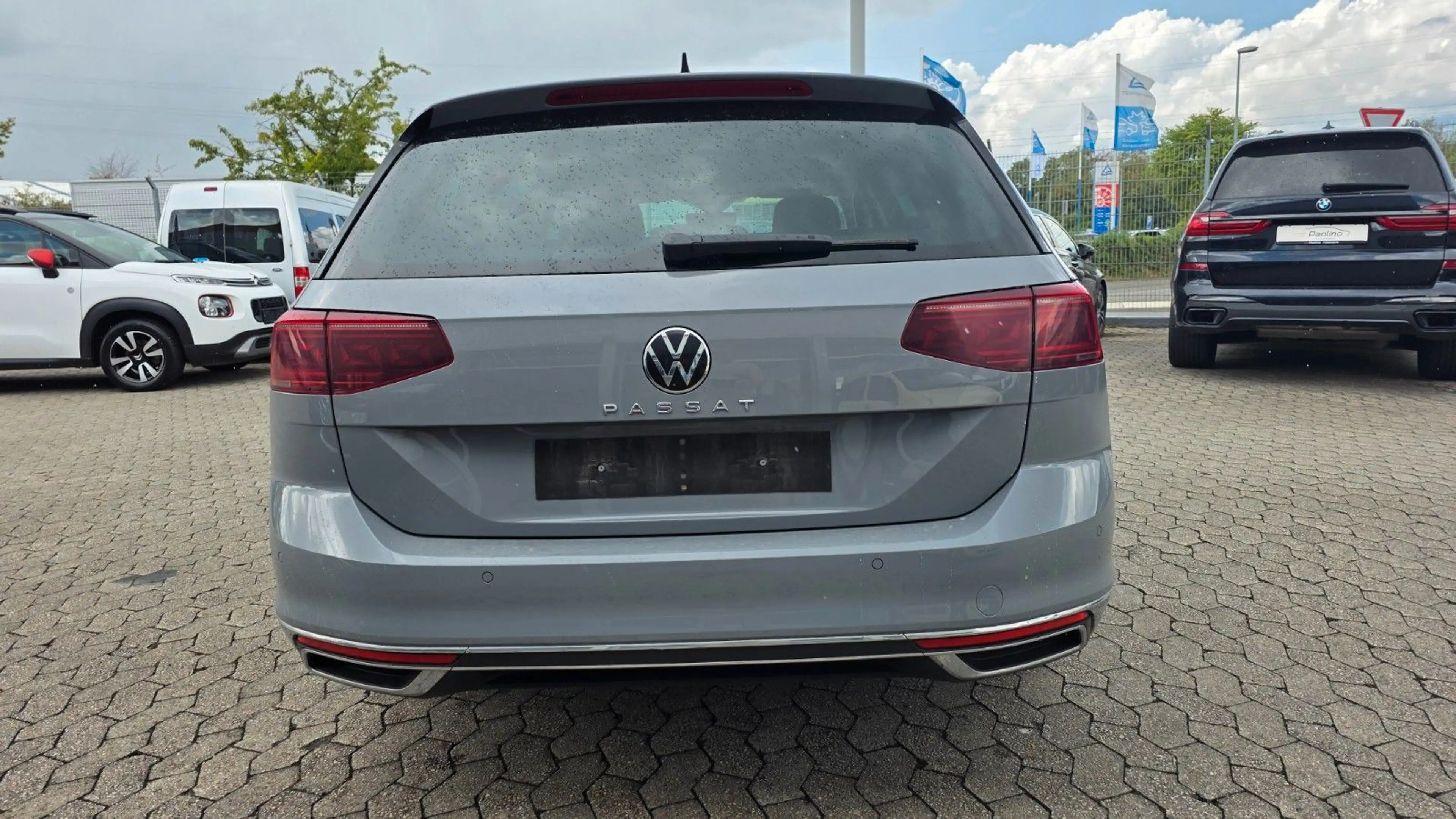 Volkswagen Passat Variant Elegance 1. Hand Super Zustand — photo 6