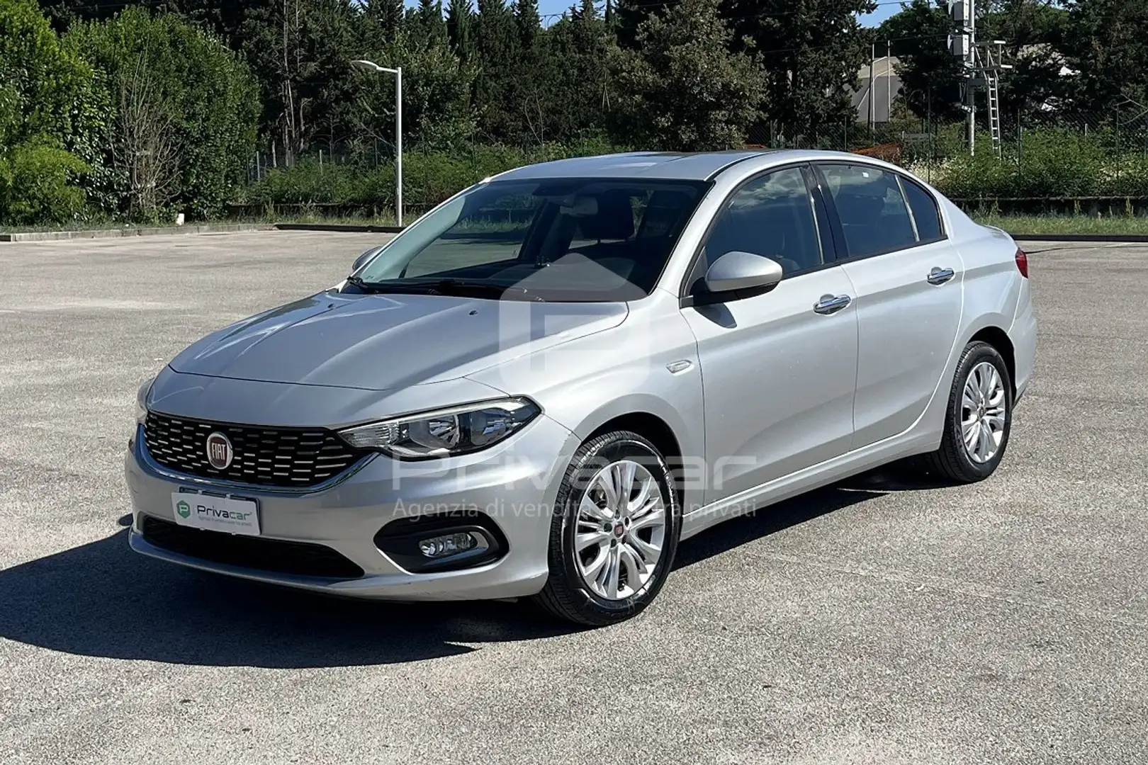 Fiat Tipo Tipo 1.6 Mjt 4 porte Easy Zilver - 1