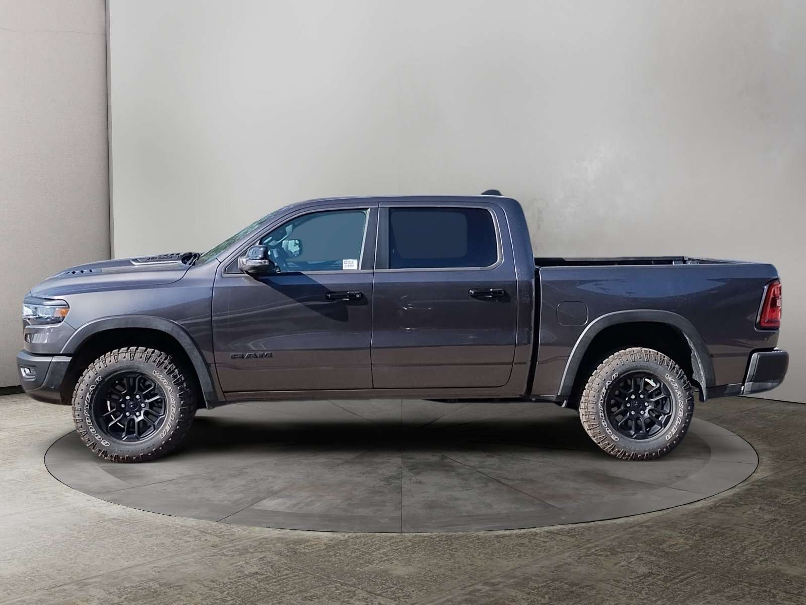 2026 RAM 1500 Rebel — photo 2