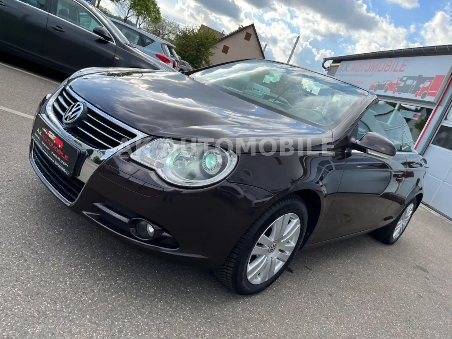 Volkswagen Eos 1.4*CABRIO*PDC*BI-XENON*LEDER*TEMPO*SHZ*PANO Červená - 1